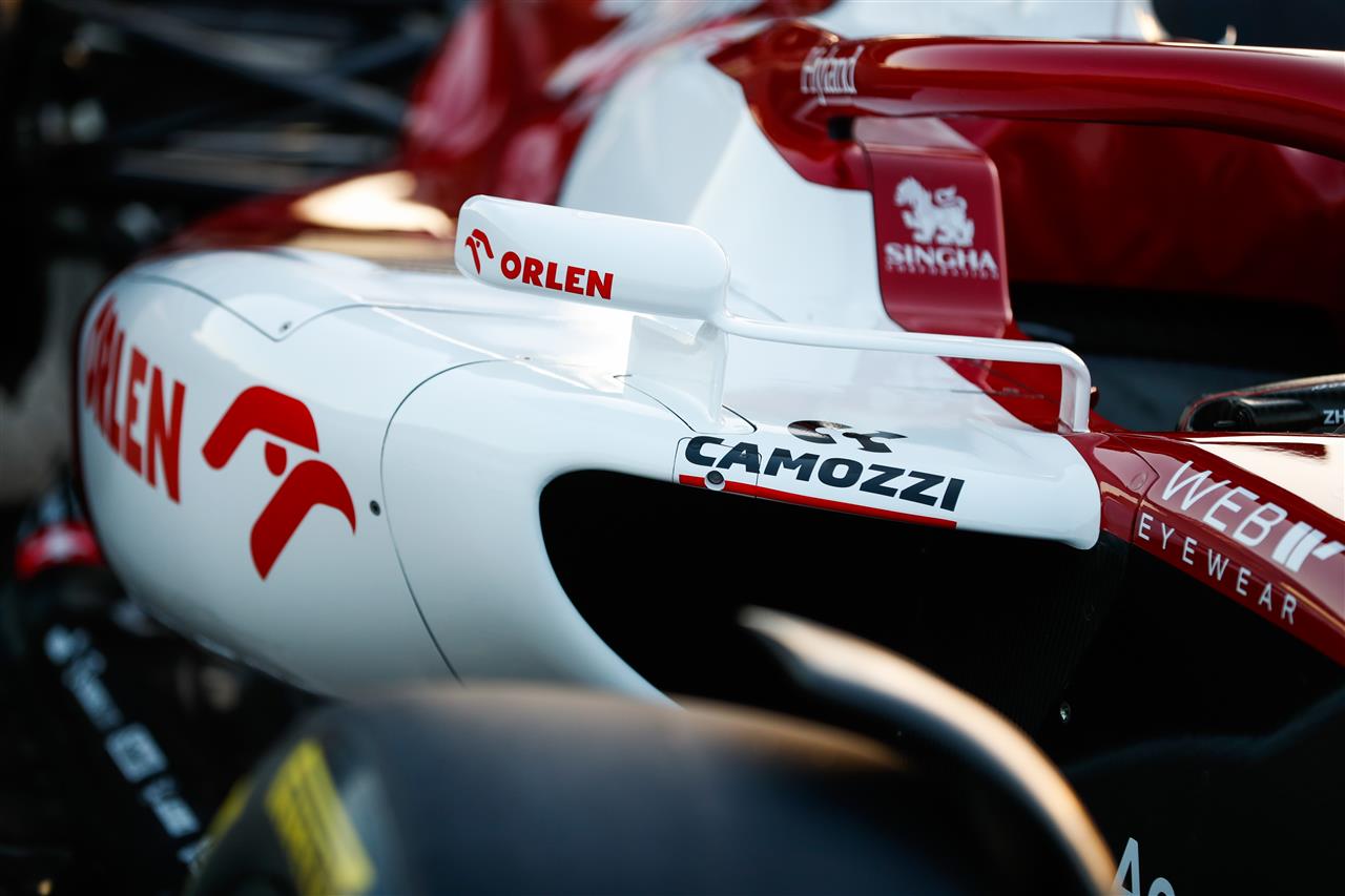 Asociación Camozzi y Alfa Romeo F1 Team Orlen